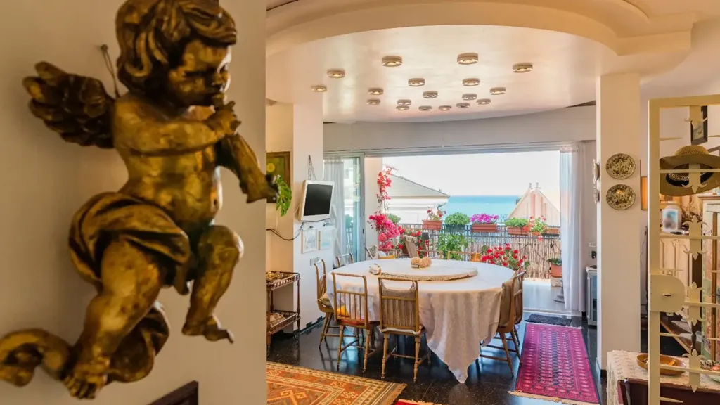 Salle à manger - Penthouse with Sea View in Ceriale