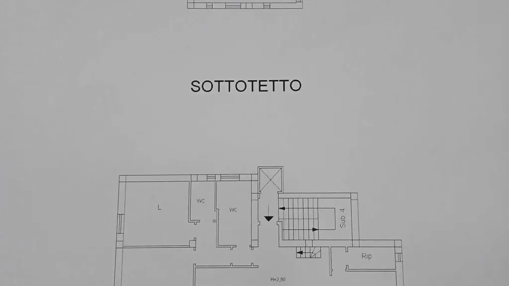 Detached Villa with Private Garden in Rende