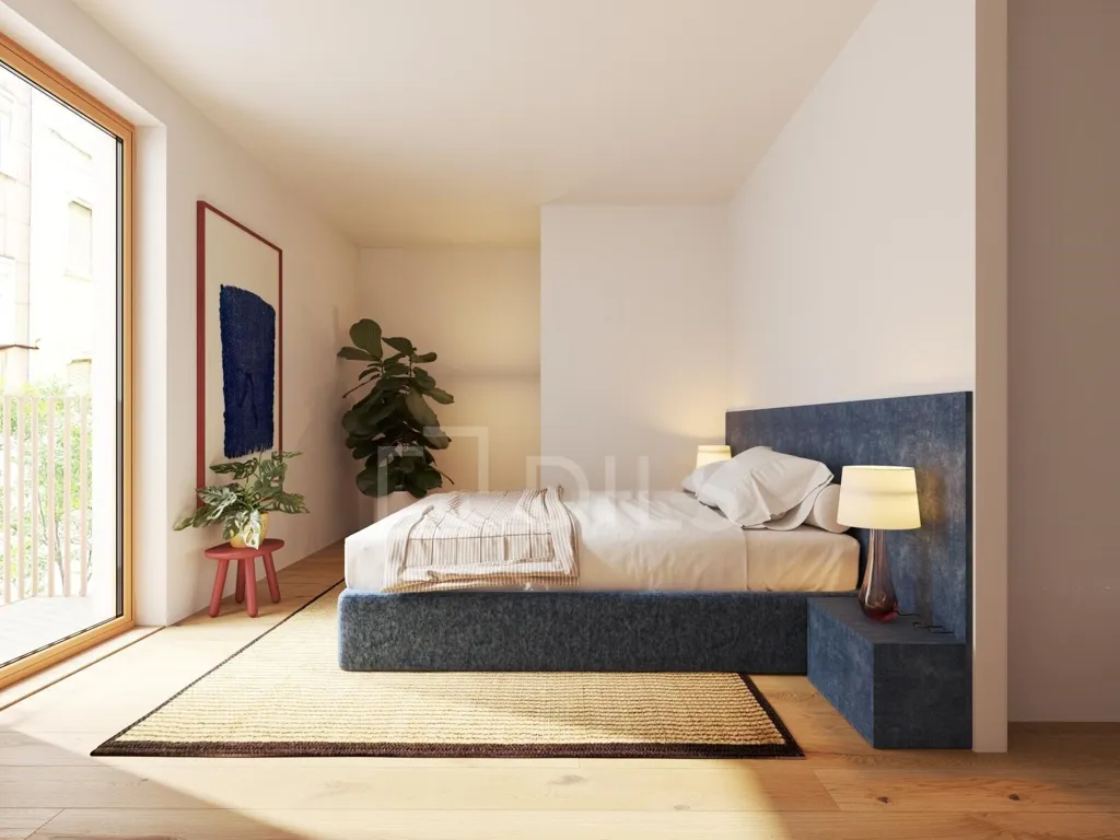 2 Bedroom Flat with Rooftop Pool in Lisbon