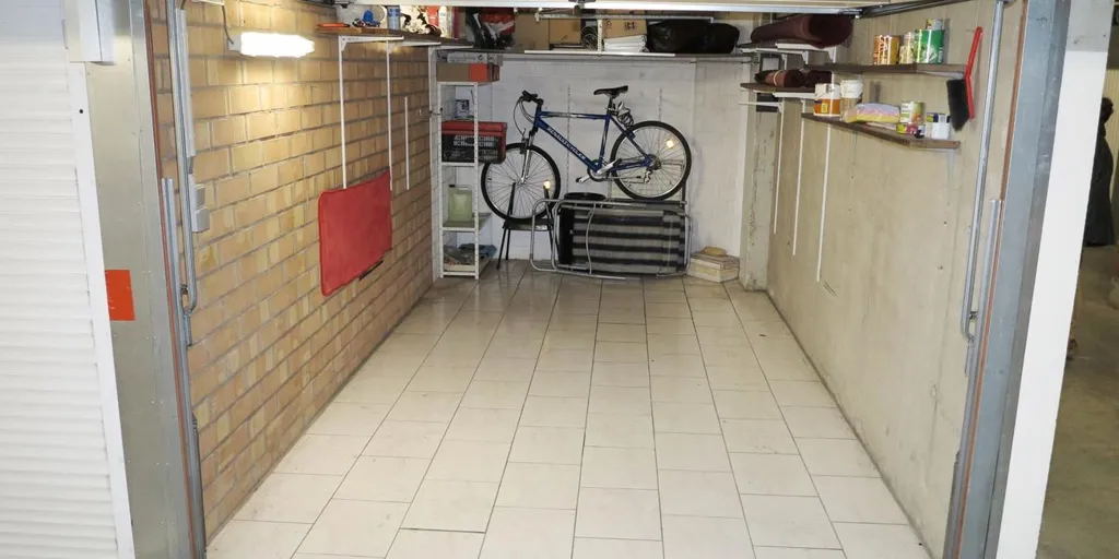 Garaaž - Apartment with Seafront Access in Middelkerke