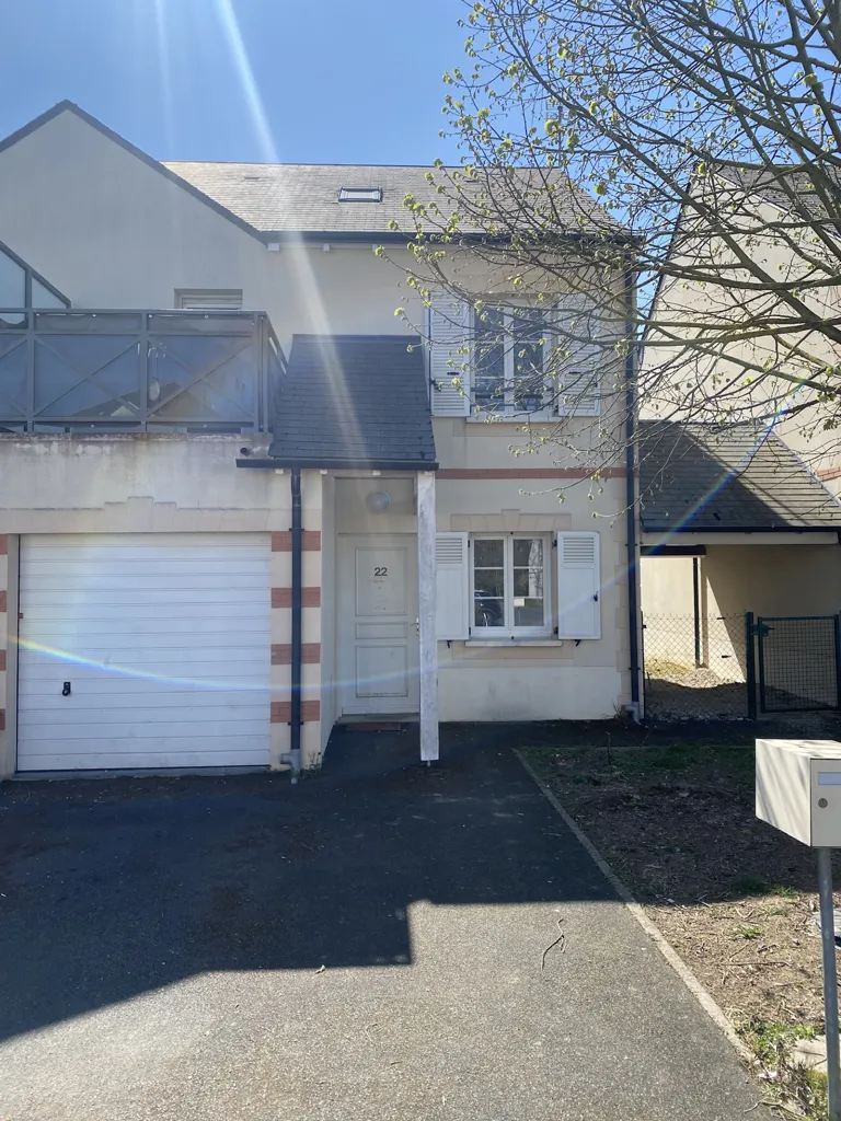 Extérieur - Pavillon 4 Chambres avec Terrasse à Étampes