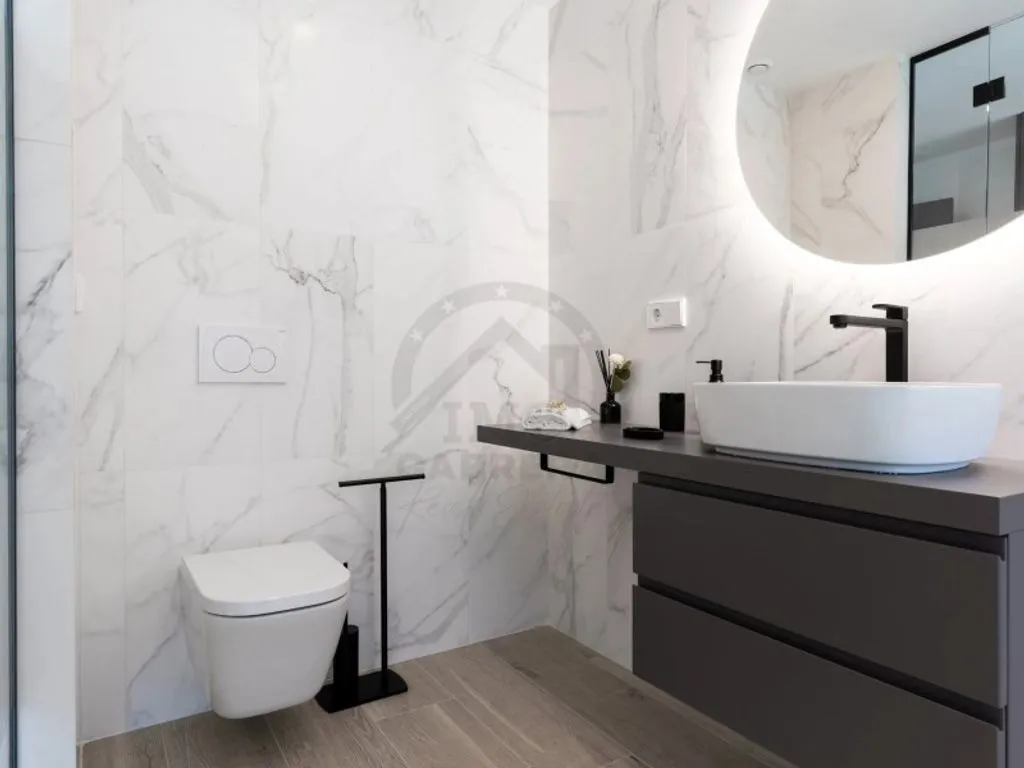 Vannitoad - Contemporary Apartment with Private Garden in Benitachell