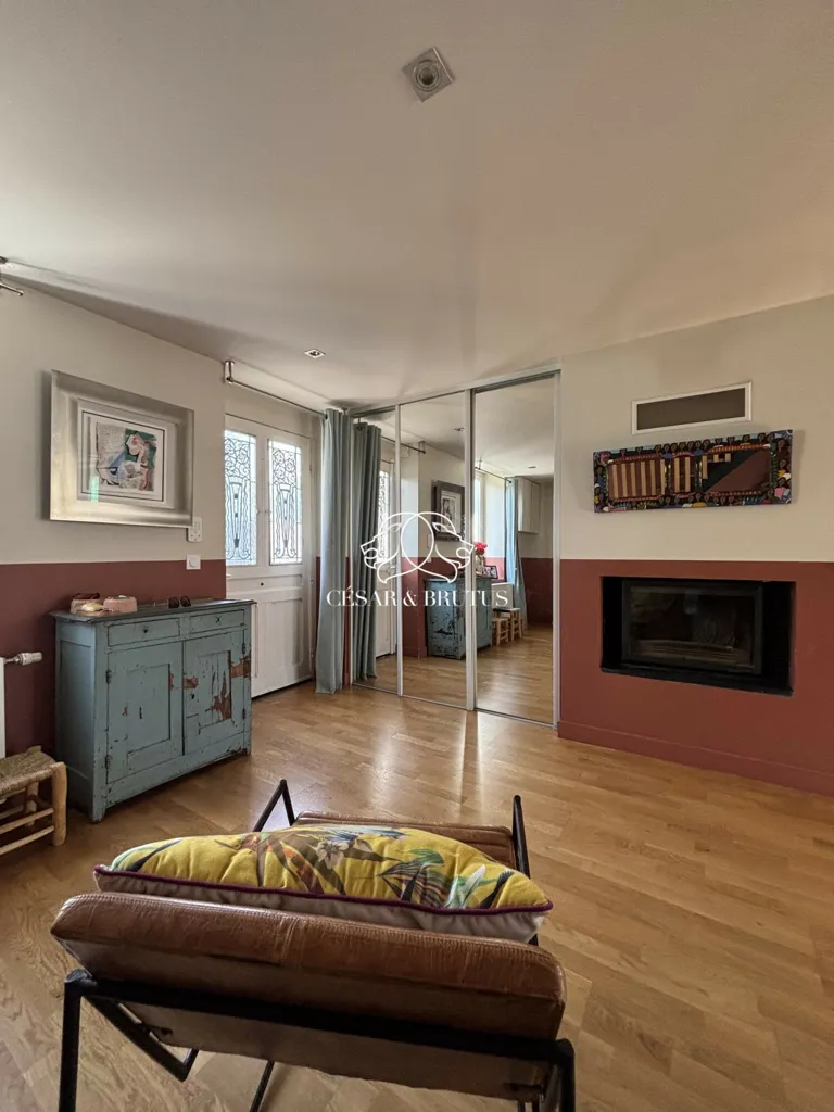 Elutuba - Renovated 4-Bed House with Pool in Tassin-la-Demi-Lune