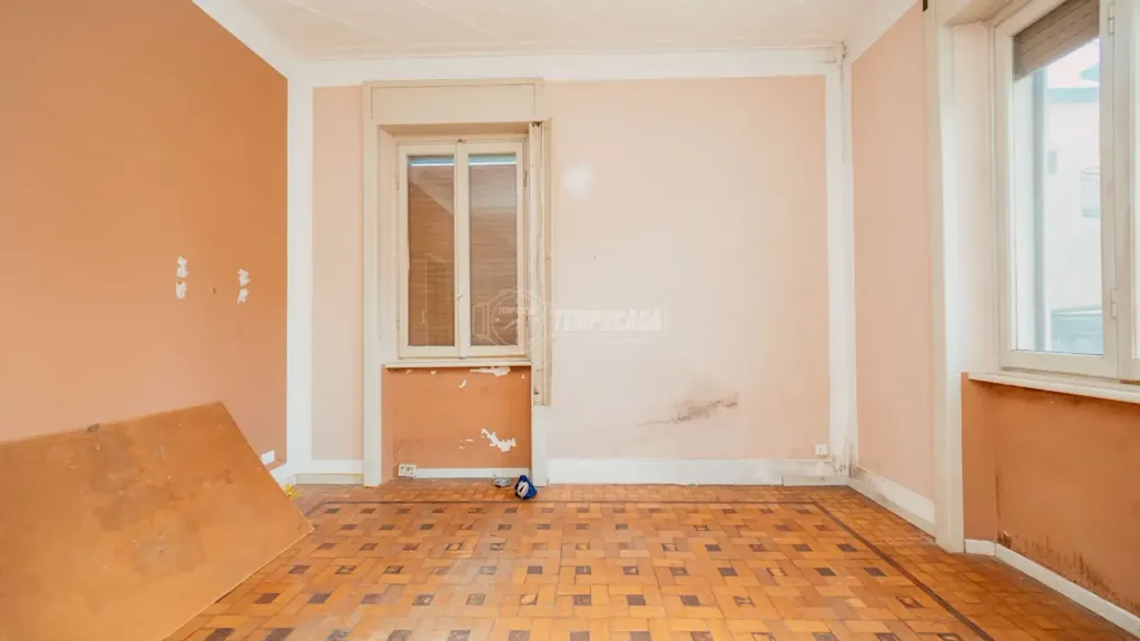 Toad - Two-Bedroom House with Garden in Vigevano Centre