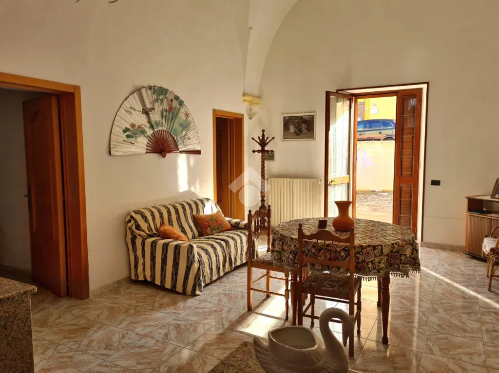 Salle à manger - Independent House with Starry Vault in Alezio Centre