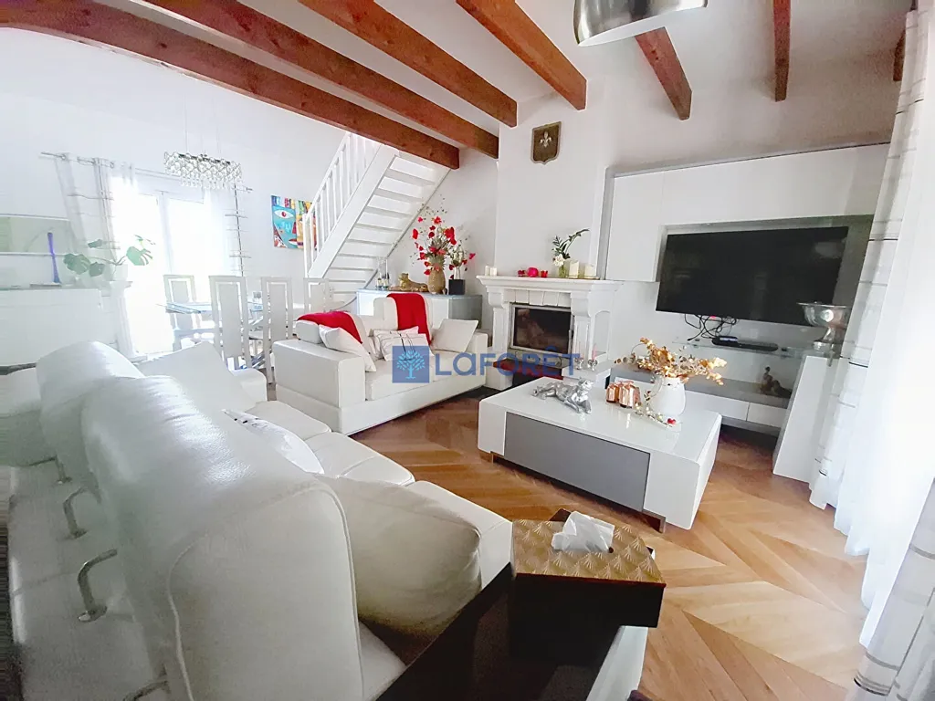 Elutuba - Secluded House with Garden in Serris