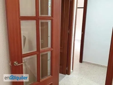 Hallway - Modernised Apartment with Balcony in Córdoba