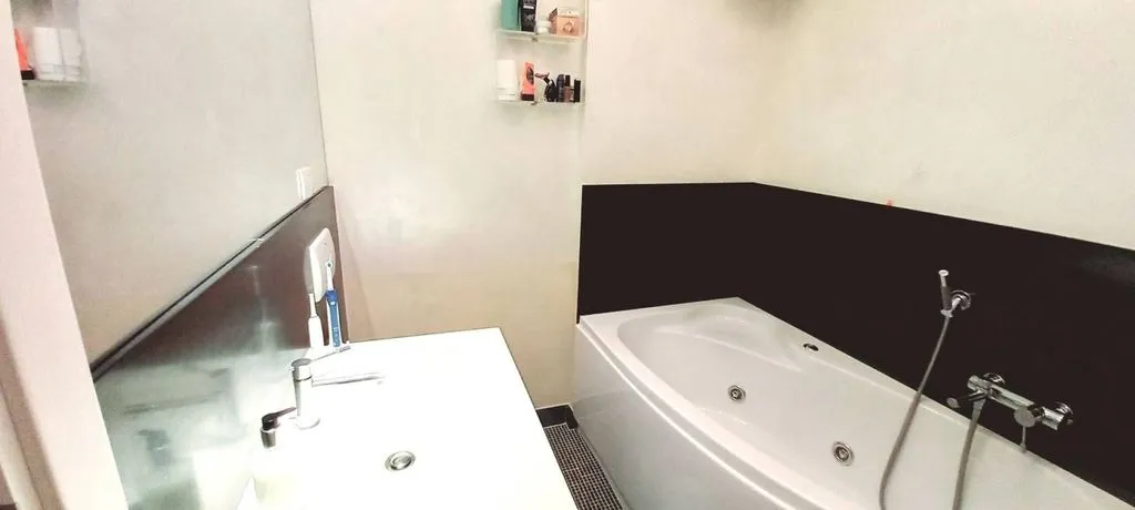 Vannitoad - Luxury Terraced House with Garden in Prato
