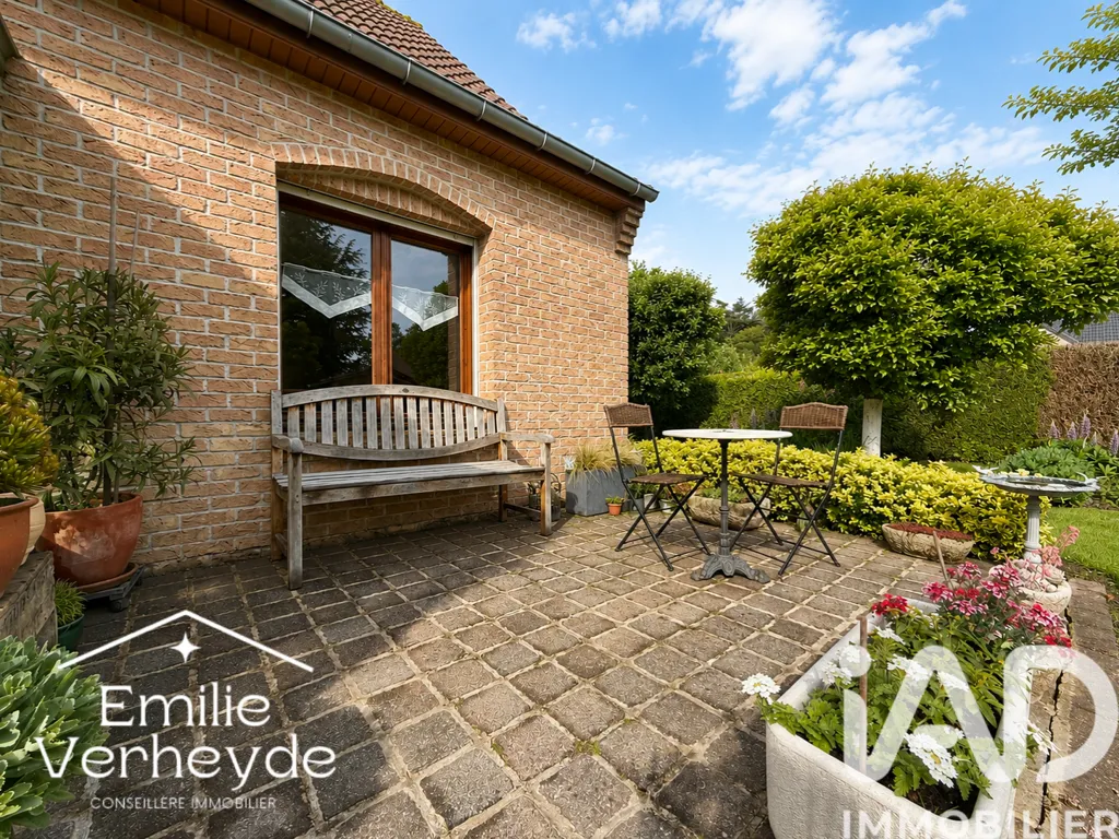 Jardin - Pavillon Semi-Plat avec Jardin au Cœur du Village