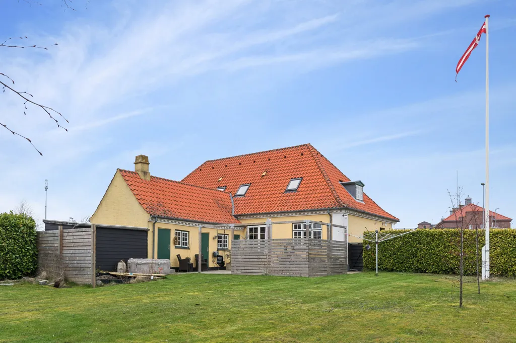 Välivaade - Period Terraced House in Nyborg Centre