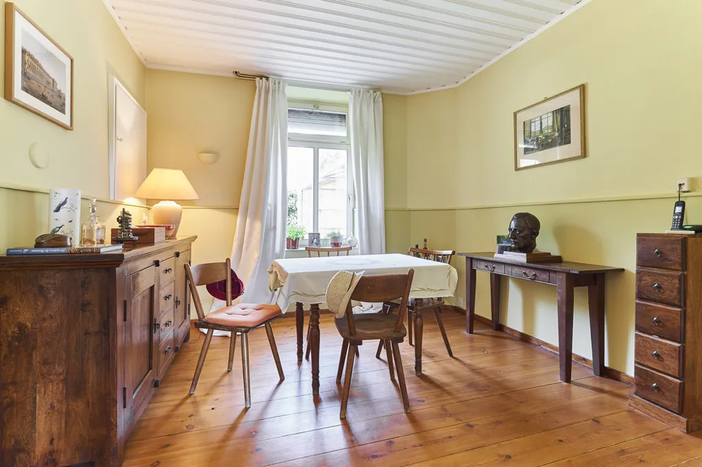 Salle à manger - Maison Ancienne avec Jardin à Biwer