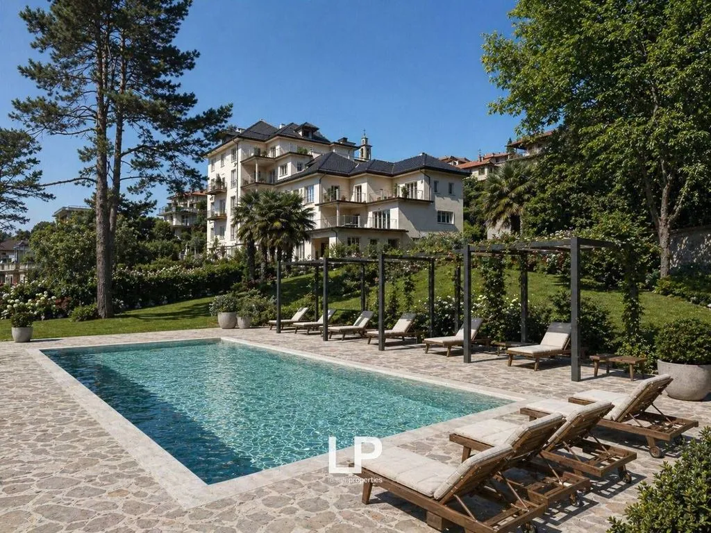 Piscine - Luxury Flat with Lake View in Arizzano