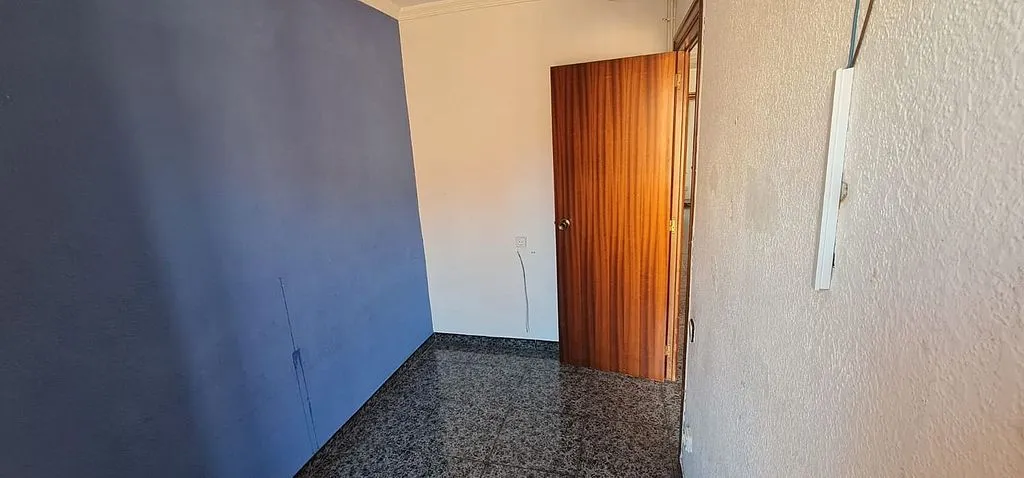 Esik - Apartment with Balcony in Sant Julià de Lòria