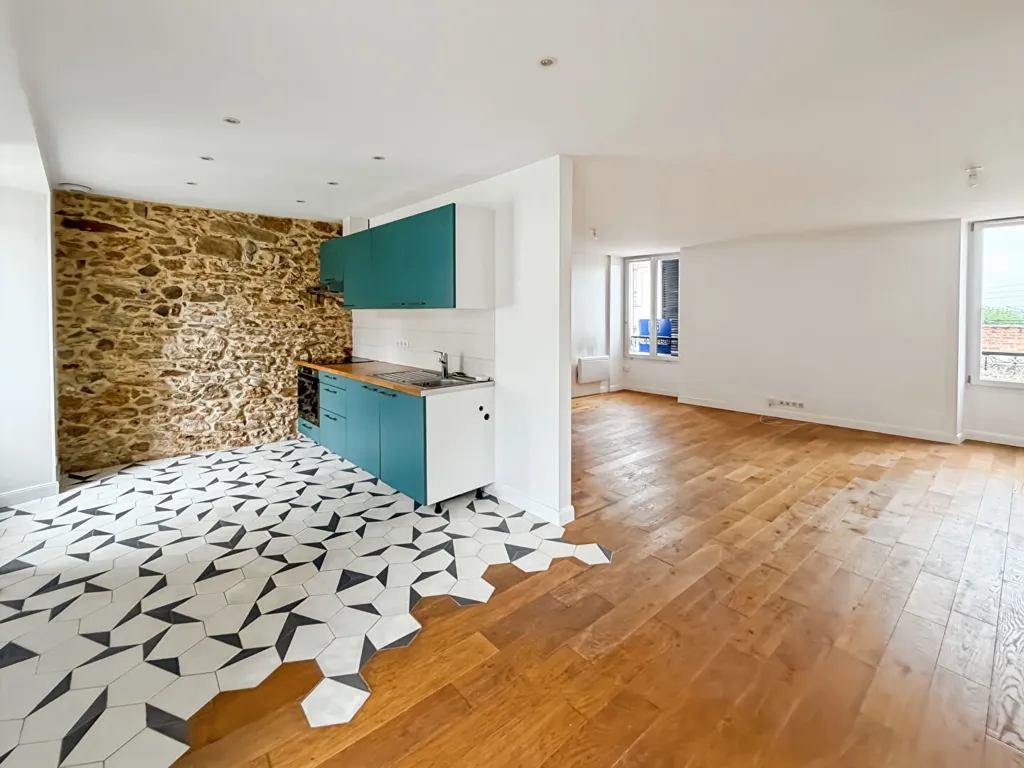 Elutuba - Fully Renovated Triplex in Palaiseau Centre
