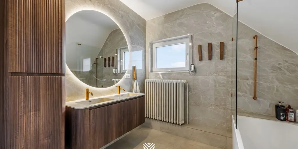 Bathrooms - Open Plan House with Garden in Zonhoven