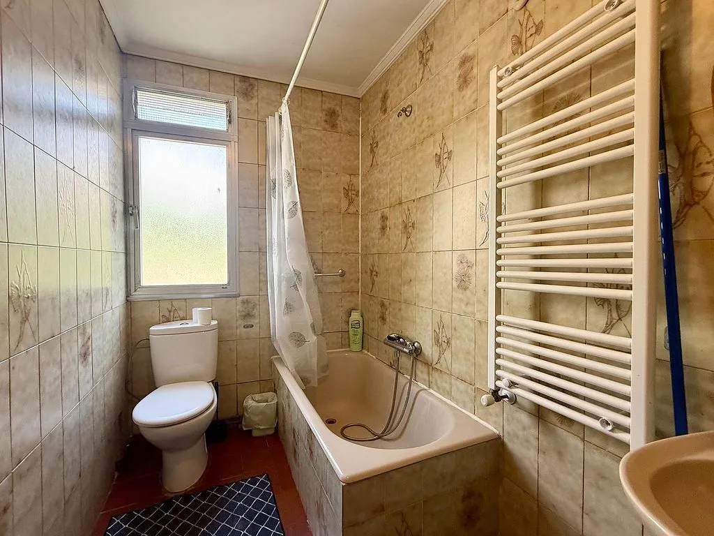 Bathrooms - 2-Bed Apartment with South Orientation in Santander Centre
