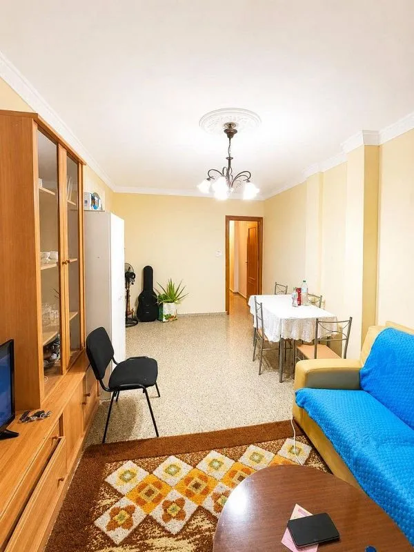 Soggiorno - 3-Bedroom Flat in Central Motril
