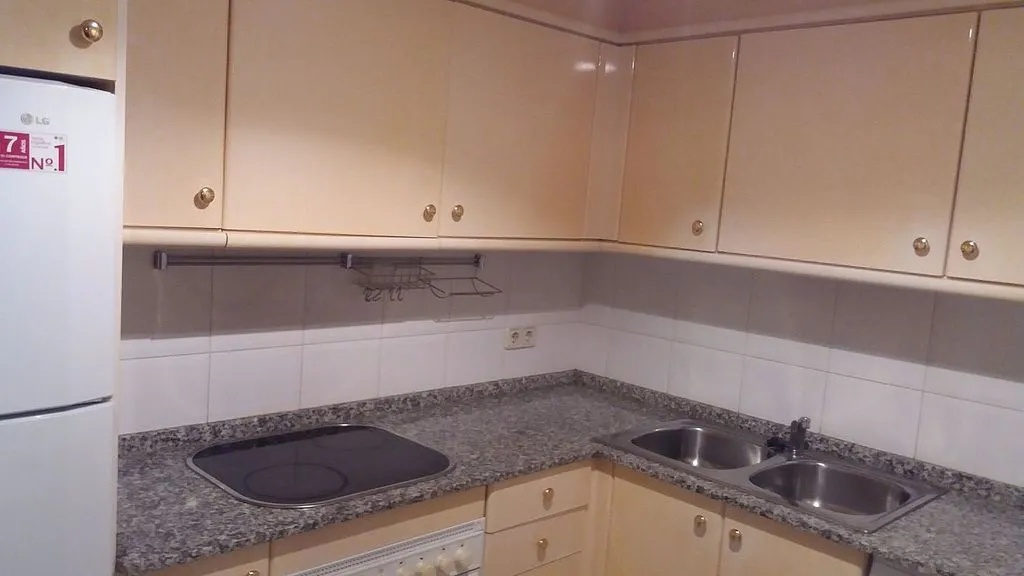 Köök - 1-Bedroom Apartment with Terrace in Montcada
