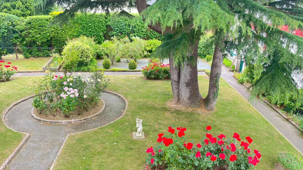 Aed - Maison de Maître with Garden near Dinan
