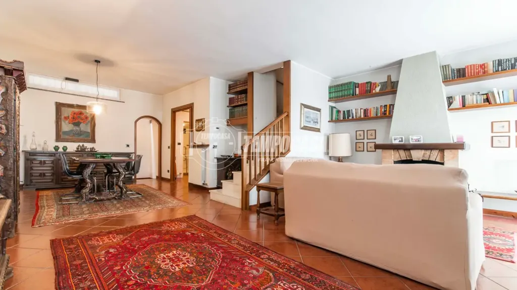 Séjour - Villa with Garden in Brunate