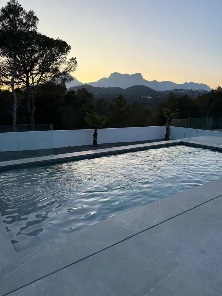 Bassein - New Villa with Private Pool in La Nucia