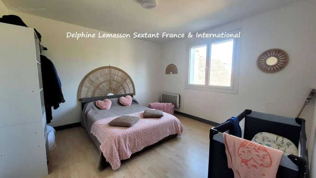 Bedrooms - Rental Building with Constructible Land in Monbazillac
