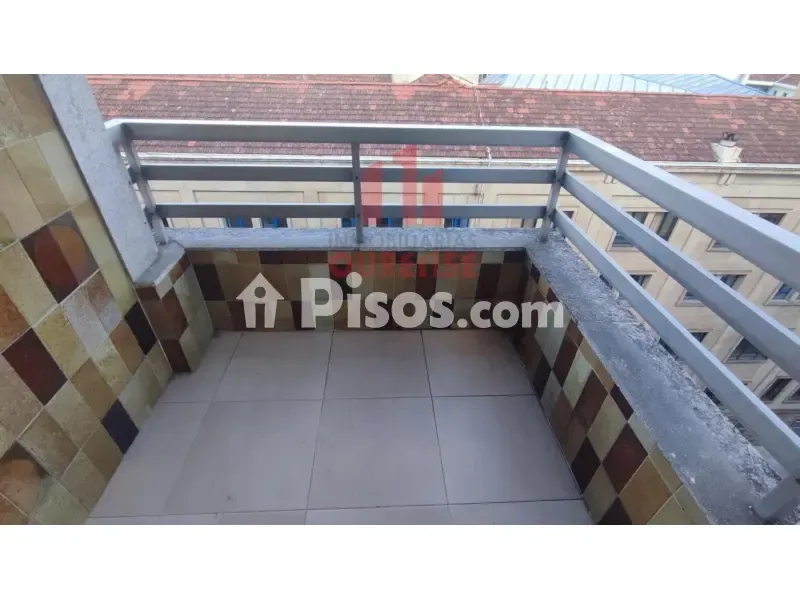 Balcon - Apartment with Balcony in City Centre