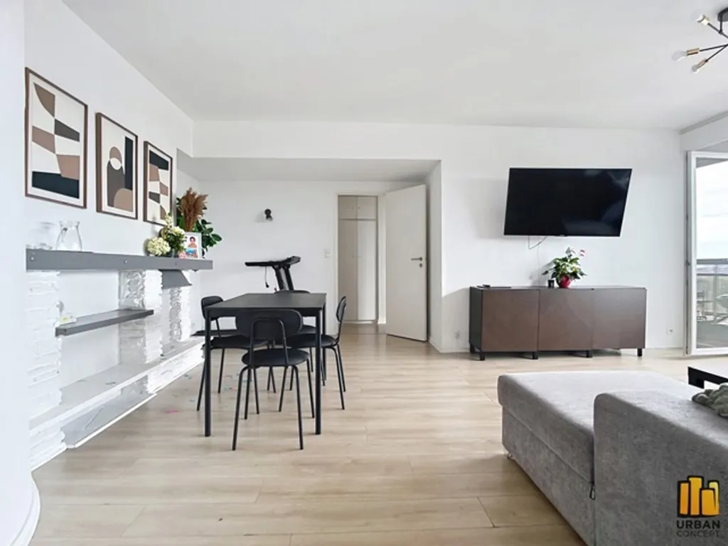 Séjour - Appartement avec terrasse au Parc du Forum