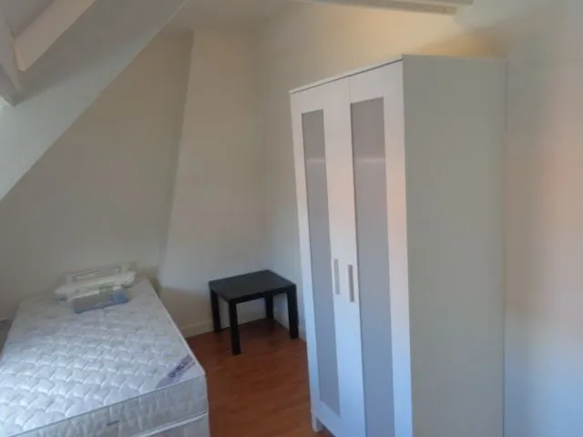 Magamistoad - Furnished Apartment with 6 Rooms in Eindhoven