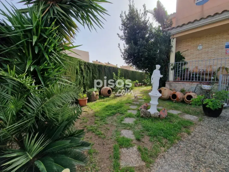 Jardin - Chalet with Private Garage in Vilafortuny