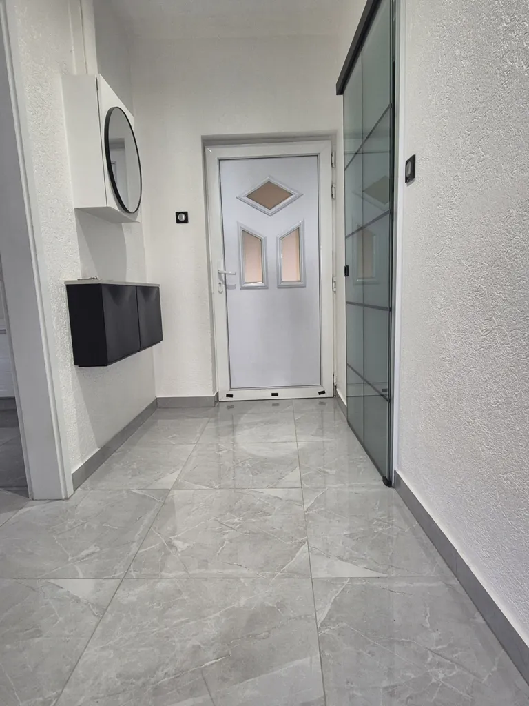 Entrée - Appartement Refait à Neuf avec Terrasse à Haguenau