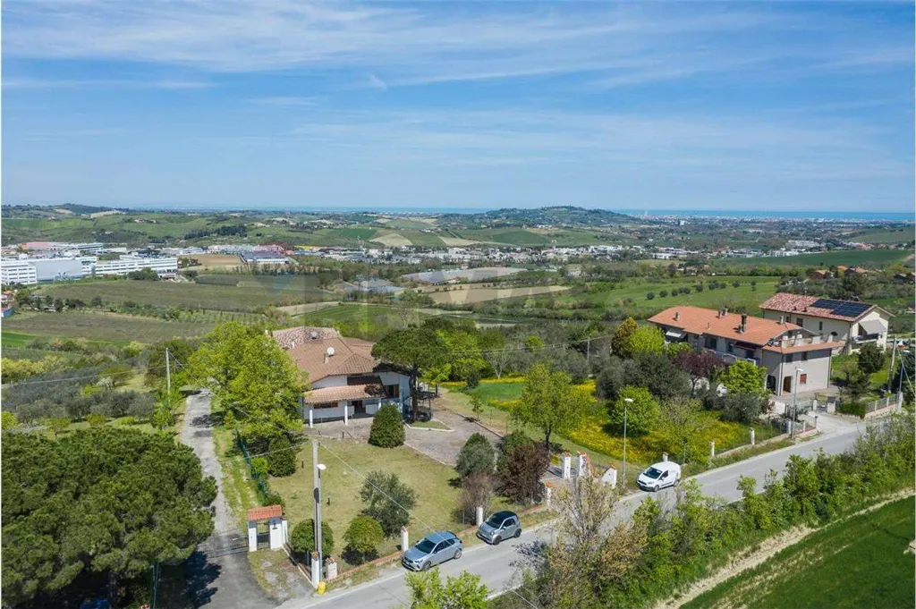 Õhuvaade - Villa with Sea View in Cerasolo, Coriano