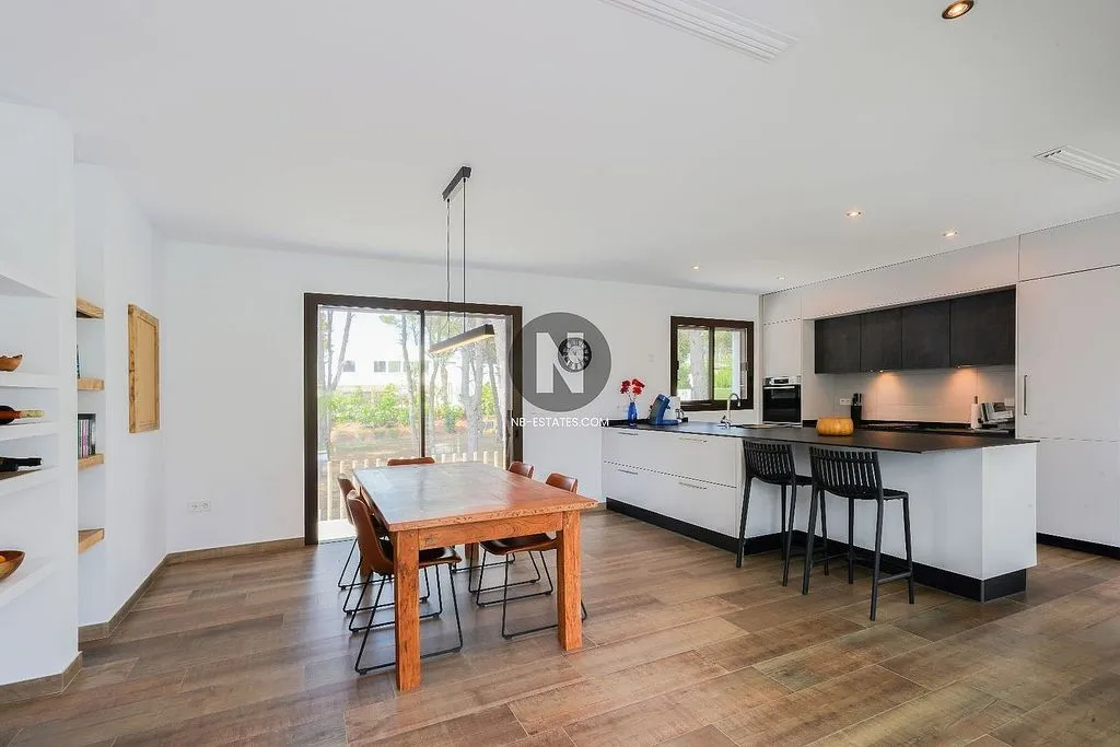 Kitchen - Chalet with Pool and Sea View in Cap Martí