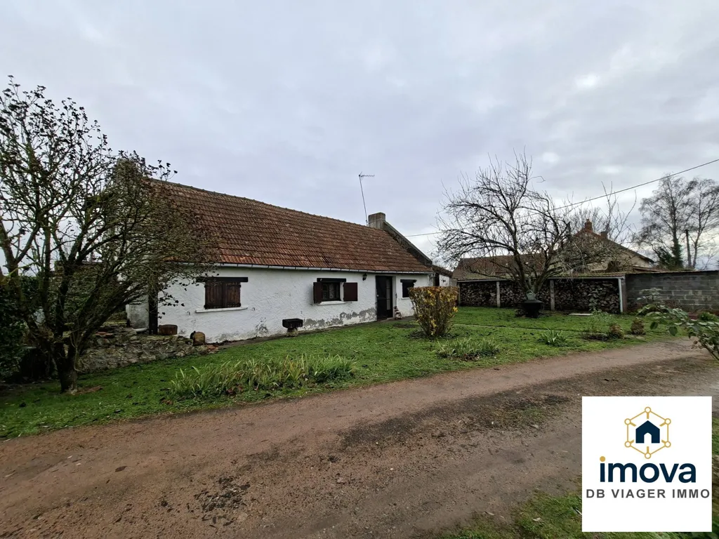Extérieur - Longère en Pierre avec Grange à Rongères