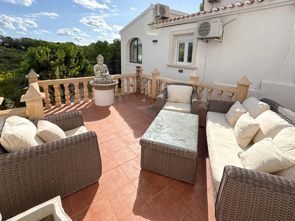 Terrass - Mediterranean Chalet with Garden in Jávea