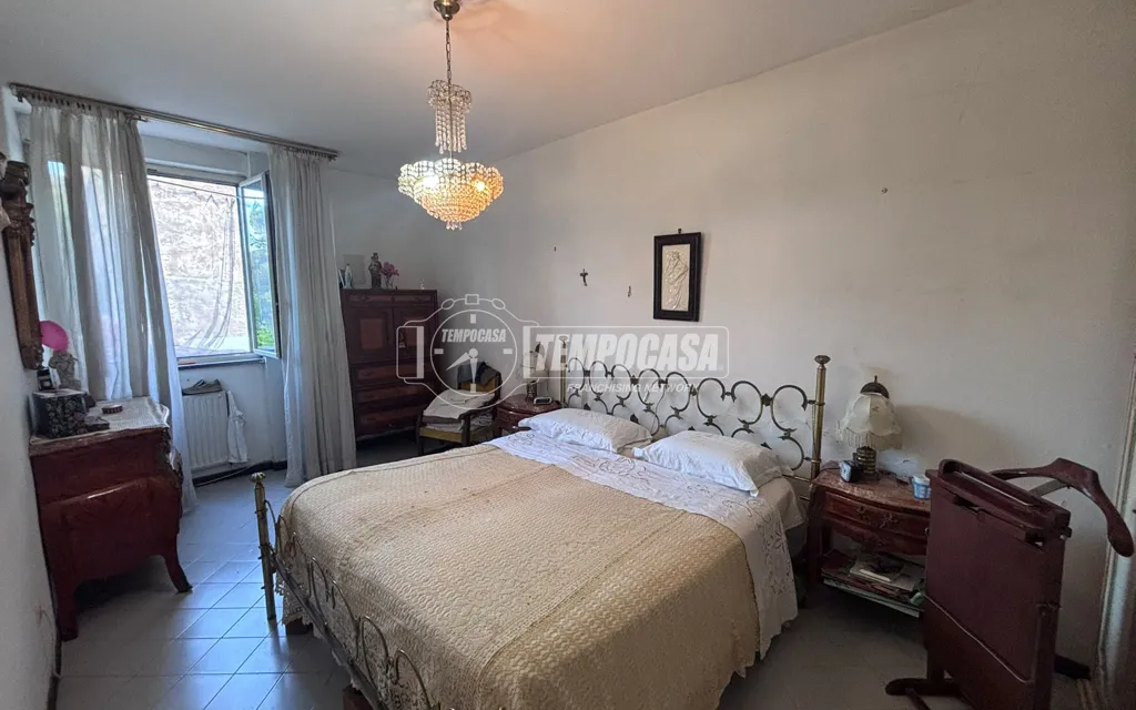 Camere da letto - Quadrilocale with Private Courtyard in Naples