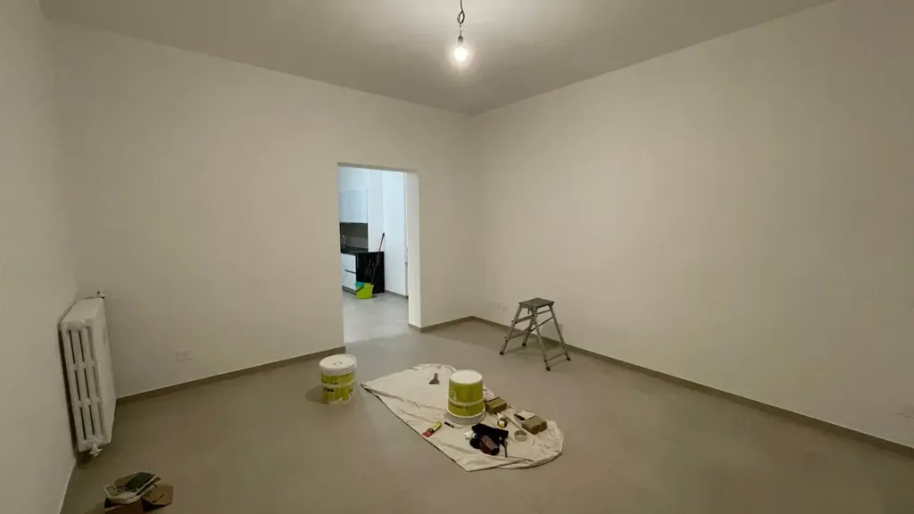 Pièces - Fully Renovated Apartment with Balconies in Florence