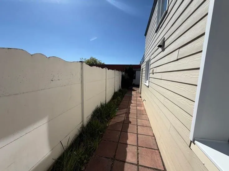 Aed - Detached House with Garden in Quiet Location