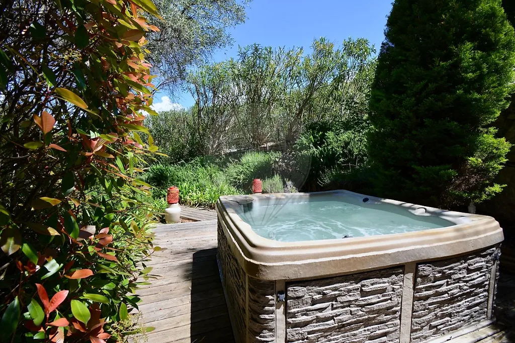 Aed - Character Mas with Pool in La Roquette-sur-Var