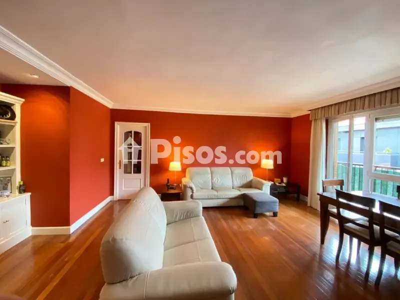 Séjour - Apartment with Balcony in Algorta Centre