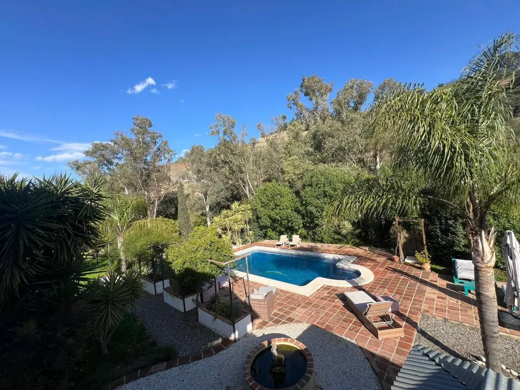 Piscina - Rustic Finca with Pool in Coín