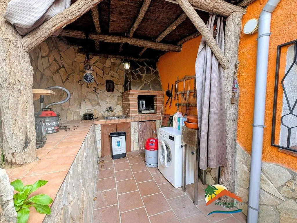 Buanderie - Chalet with Sea and Mountain Views in Lloret Blau