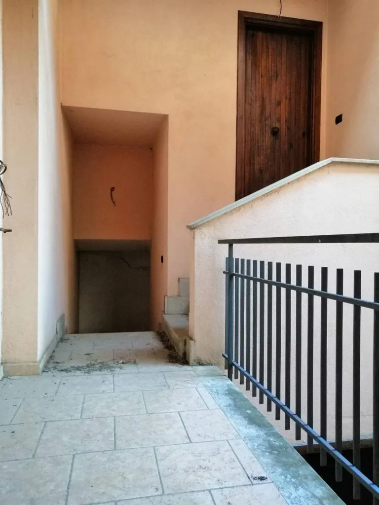 Pièces - Trilocale with Garden in Capocastello, Mercogliano