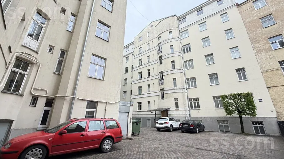 Giardino - 2-Bedroom Flat with Garden in Riga Centre