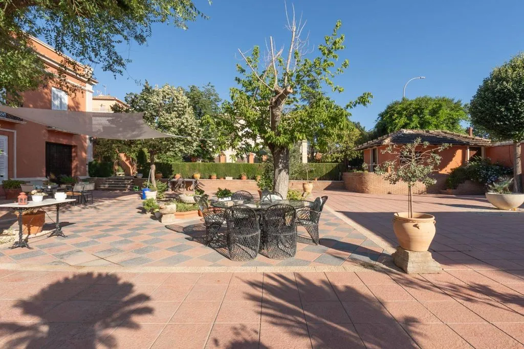 Terrace - Historic Palatial House with Pool in Ogíjares