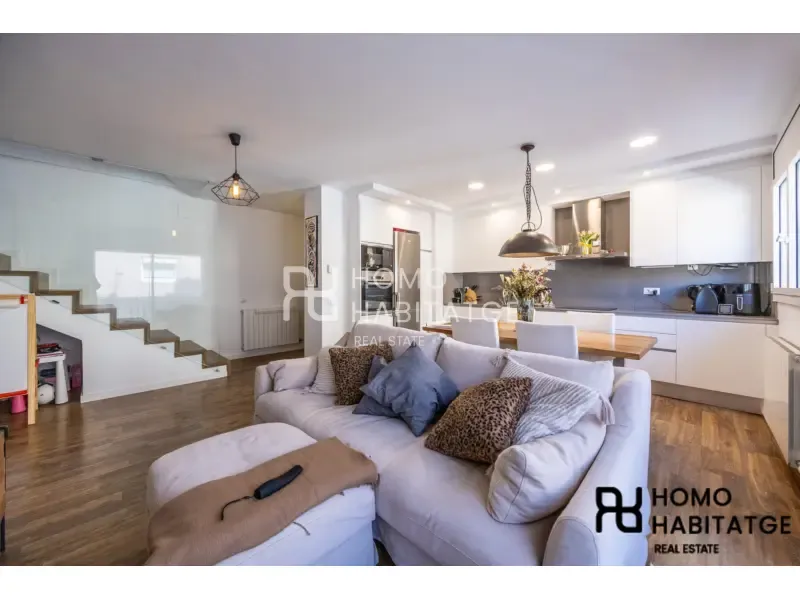 Séjour - Reformed Duplex with Terrace in Gràcia, Sabadell