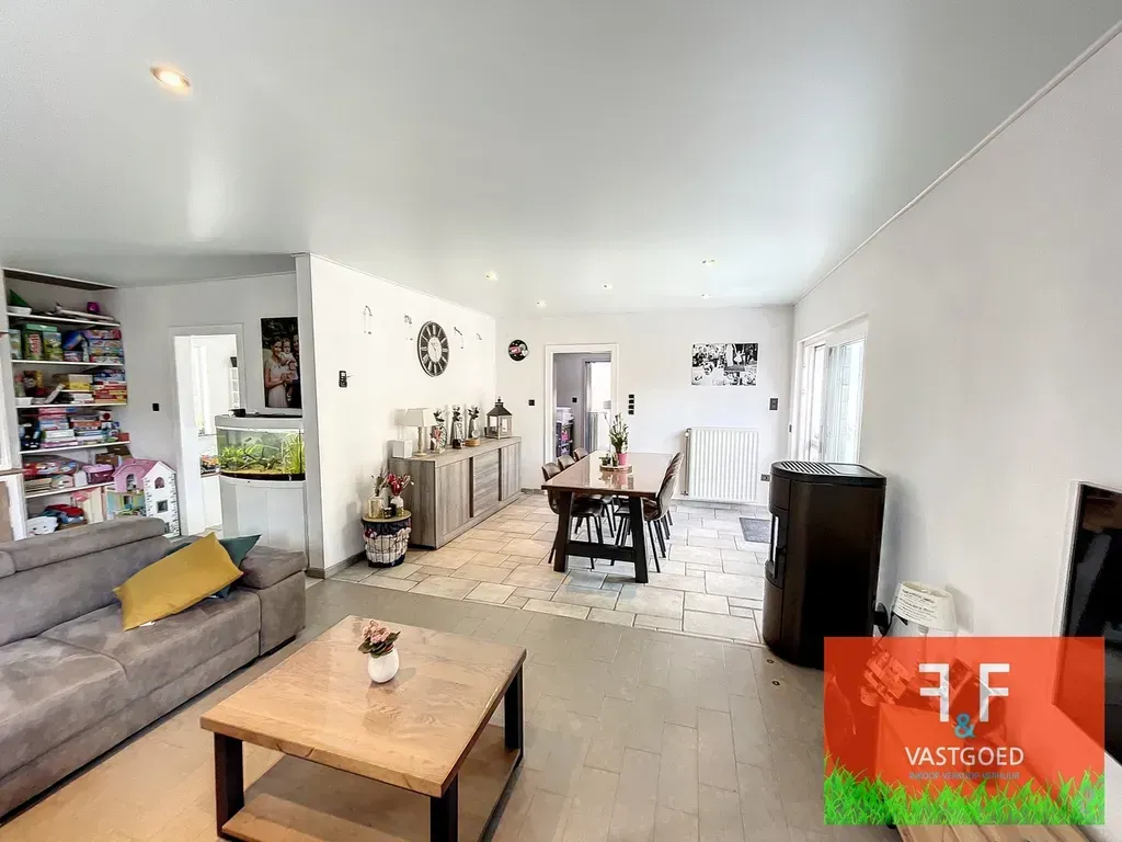 Séjour - Maison Instapprête avec Terrasse à Hillegem