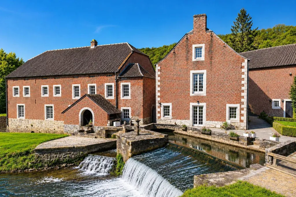 Extérieur - Moulin Historique avec Machinerie à Huccorgne