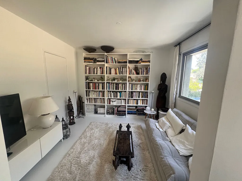 Elutuba - Luxury Apartment with South-Facing Terrace in Aix-en-Provence