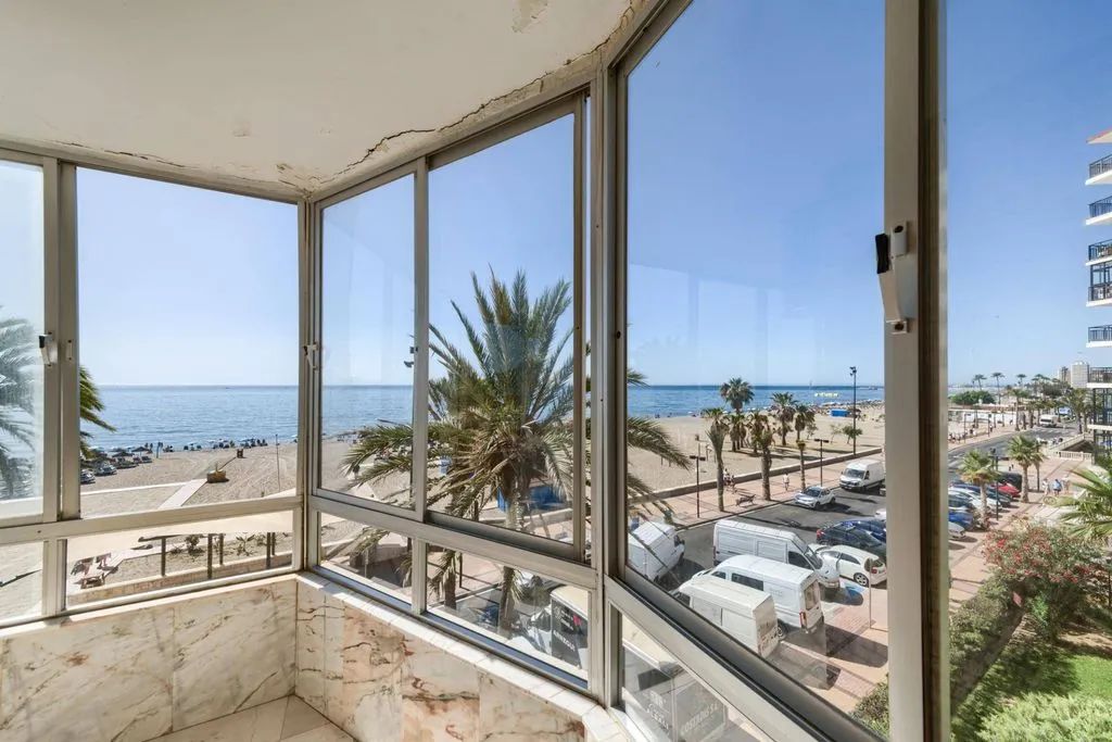 Rõdu - Beachfront Flat with Sea View in Fuengirola